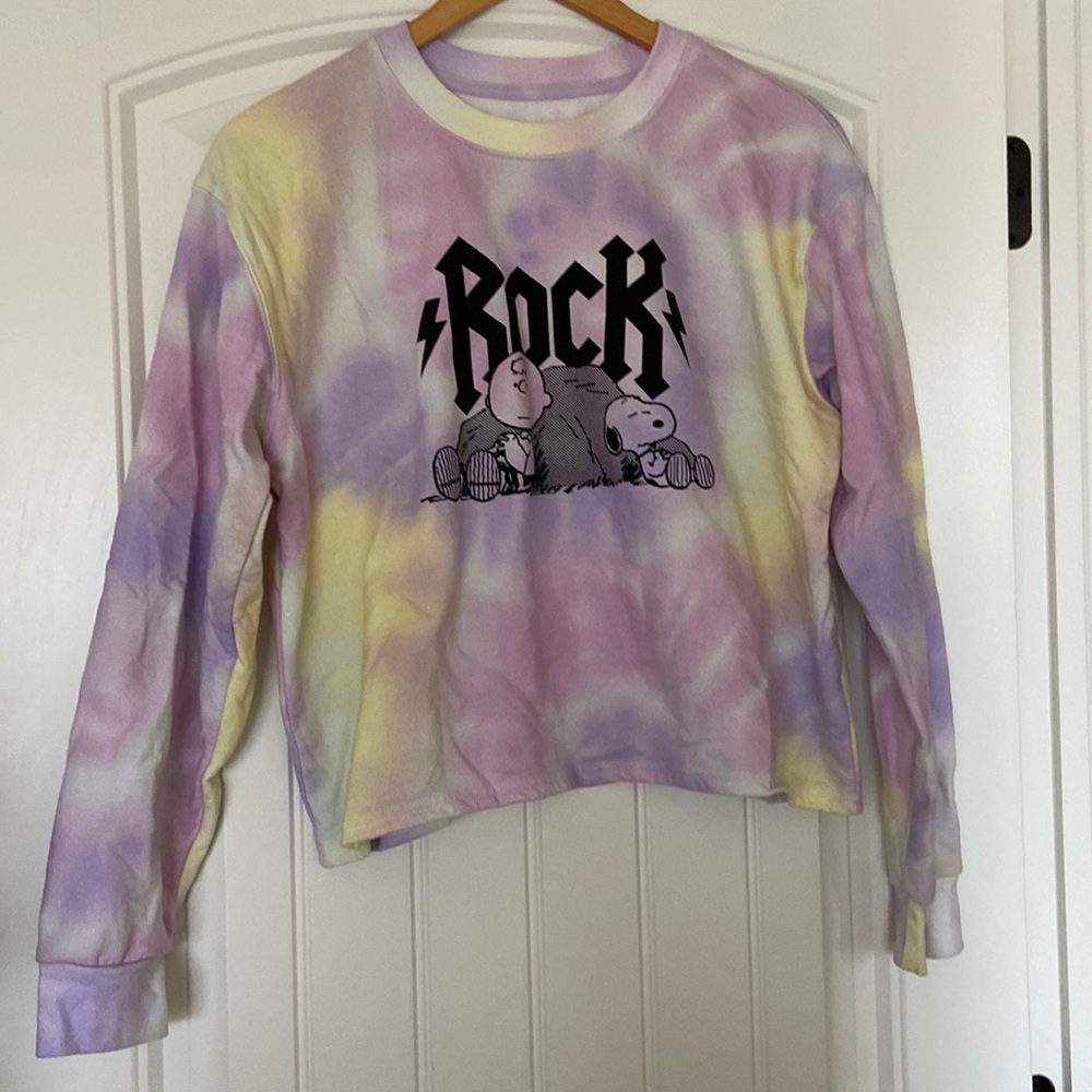 Peanuts tye dye cropped sweatshirt size XL